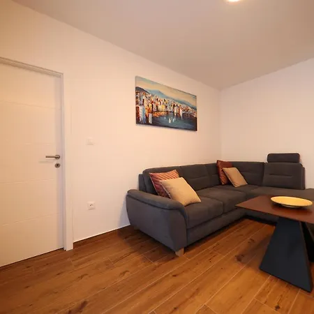 Apartman Diklo Zára